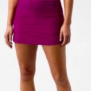 Athleta Run With It 14” Skort Sz LG